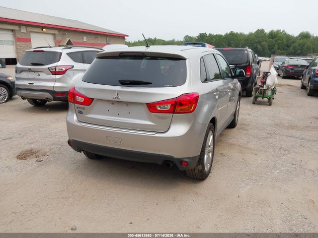 45612960 :رقم المزاد ، 4A4AR3AU5FE053021 vin ، 2015 Mitsubishi Outlander Sport Es مزاد بيع