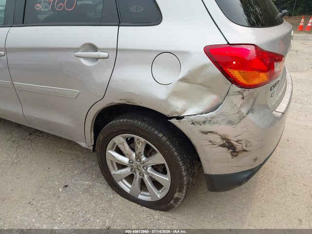 45612960 :رقم المزاد ، 4A4AR3AU5FE053021 vin ، 2015 Mitsubishi Outlander Sport Es مزاد بيع