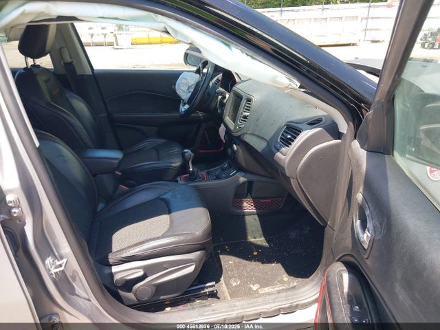 45612976 :رقم المزاد ، 3C4NJDDB1KT645249 vin ، 2019 Jeep Compass Trailhawk 4x4 مزاد بيع