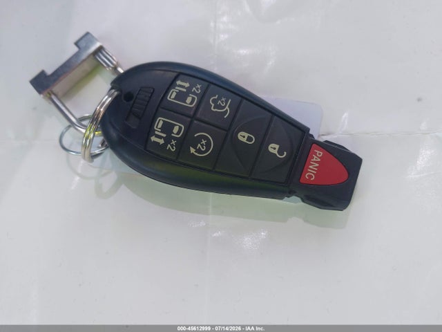 Продажа на аукционе авто 2016 Chrysler Town & Country Touring, vin: 2C4RC1BG6GR305355, номер лота: 45612999