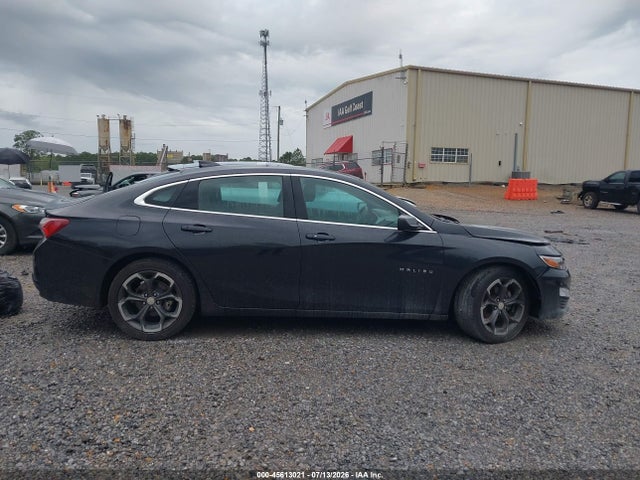 1G1ZD5ST1NF175144 Chevrolet Malibu Fwd Lt