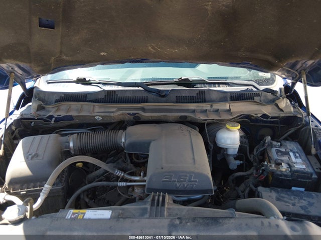 45613041 :رقم المزاد ، 1C6RR7FG8HS616501 vin ، 2017 Ram 1500 Tradesman Quad Cab 4x4 6'4 Box مزاد بيع