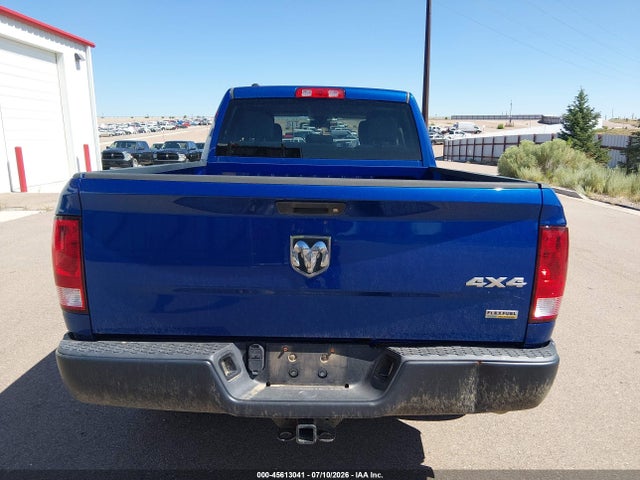 45613041 :رقم المزاد ، 1C6RR7FG8HS616501 vin ، 2017 Ram 1500 Tradesman Quad Cab 4x4 6'4 Box مزاد بيع