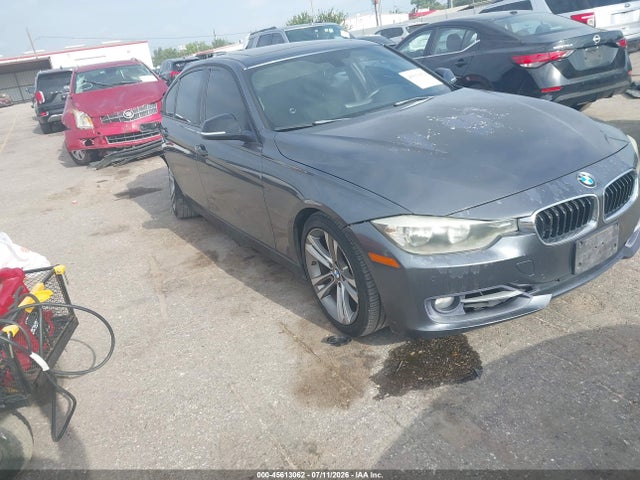 45613062 :رقم المزاد ، WBA3A5C5XEP602477 vin ، 2014 Bmw 328i مزاد بيع
