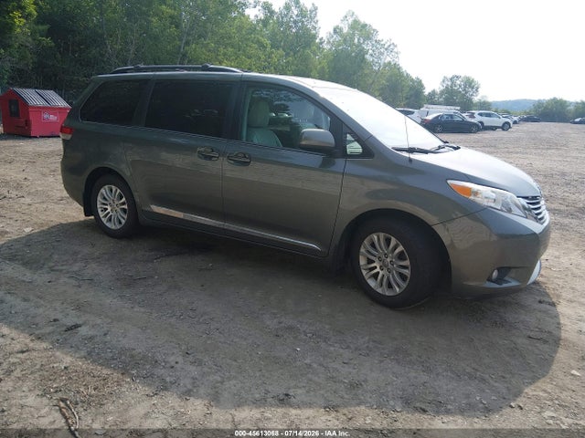 Продажа на аукционе авто 2013 Toyota Sienna Xle V6 8 Passenger, vin: 5TDYK3DCXDS402341, номер лота: 45613068