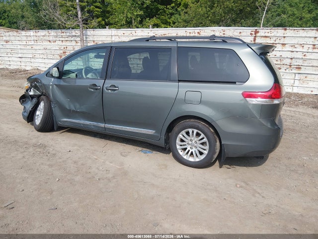 Продаж на аукціоні авто 2013 Toyota Sienna Xle V6 8 Passenger, vin: 5TDYK3DCXDS402341, номер лоту: 45613068