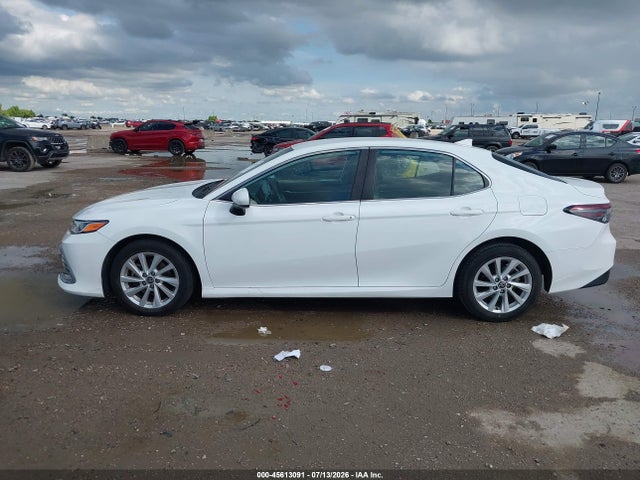 Продаж на аукціоні авто 2023 Toyota Camry Le, vin: 4T1C11AKXPU726723, номер лоту: 45613091