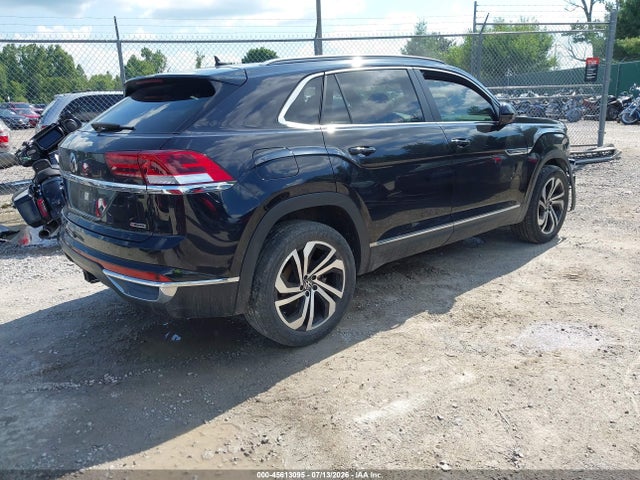 2022 Volkswagen Atlas Cross Sport 3.6l V6 Sel მანქანა იყიდება აუქციონზე, vin: 1V2BE2CA5NC214111, აუქციონის ნომერი: 45613095