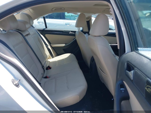 Продаж на аукціоні авто 2017 Volkswagen Jetta 1.8t Sel/1.8t Sel Premium, vin: 3VWL17AJ4HM252236, номер лоту: 45613112
