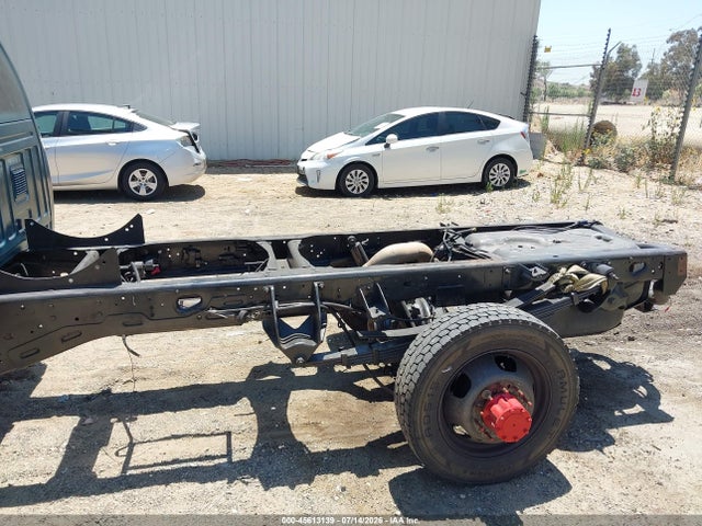 45613139 :رقم المزاد ، 3C7WRNFLXEG114785 vin ، 2014 Ram 5500 Chassis Tradesman/slt/laramie مزاد بيع