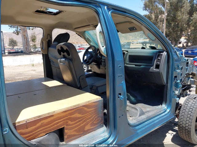 45613139 :رقم المزاد ، 3C7WRNFLXEG114785 vin ، 2014 Ram 5500 Chassis Tradesman/slt/laramie مزاد بيع
