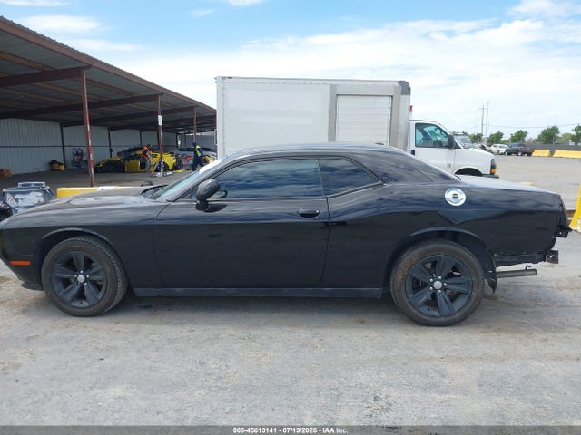 2C3CDZAG1GH184358 Dodge Challenger Sxt