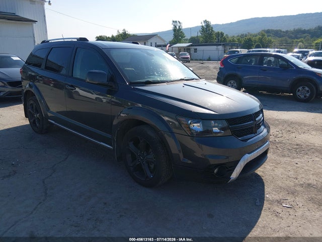 45613163 :رقم المزاد ، 3C4PDDGG9JT388458 vin ، 2018 Dodge Journey Crossroad Awd مزاد بيع