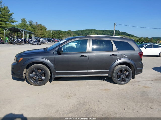 45613163 :رقم المزاد ، 3C4PDDGG9JT388458 vin ، 2018 Dodge Journey Crossroad Awd مزاد بيع