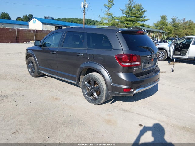 45613163 :رقم المزاد ، 3C4PDDGG9JT388458 vin ، 2018 Dodge Journey Crossroad Awd مزاد بيع