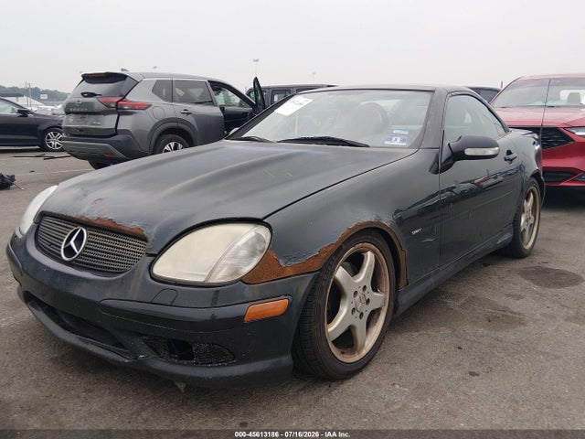 45613186 :رقم المزاد ، WDBKK65F32F247143 vin ، 2002 Mercedes-benz Slk 320 مزاد بيع