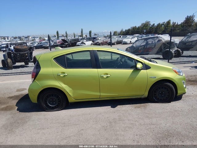 Toyota Prius C Two 2015 JTDKDTB38F1088420 Image 13