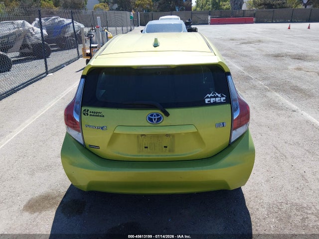 Toyota Prius C Two 2015 JTDKDTB38F1088420 Image 16