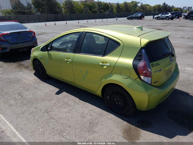 Toyota Prius C Two 2015 JTDKDTB38F1088420 Image 3
