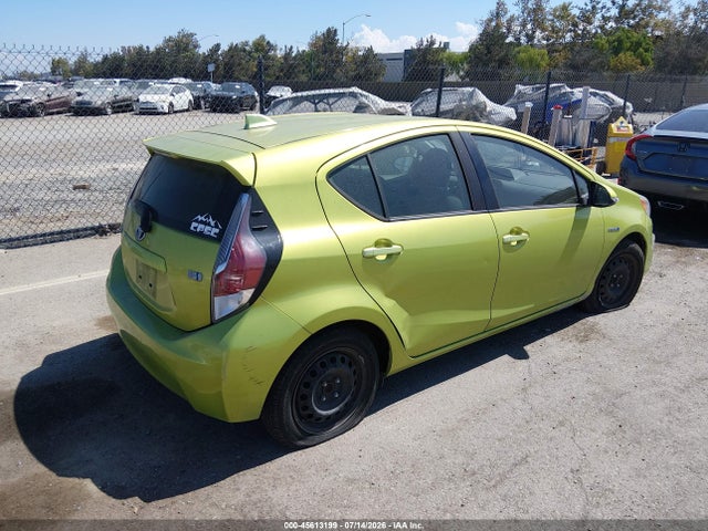 Toyota Prius C Two 2015 JTDKDTB38F1088420 Image 4