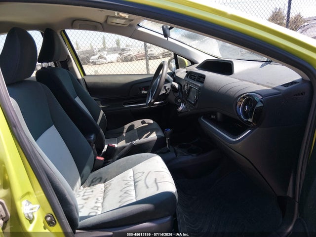 Toyota Prius C Two 2015 JTDKDTB38F1088420 Image 5