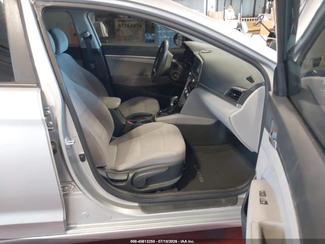 Hyundai ELANTRA SE 2020 5NPD74LF4LH604307 Image 5