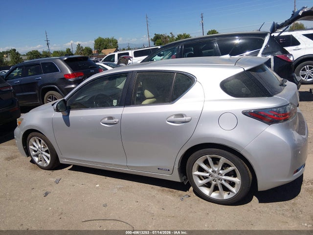 Продажа на аукционе авто 2013 Lexus Ct 200h, vin: JTHKD5BH9D2132048, номер лота: 45613253