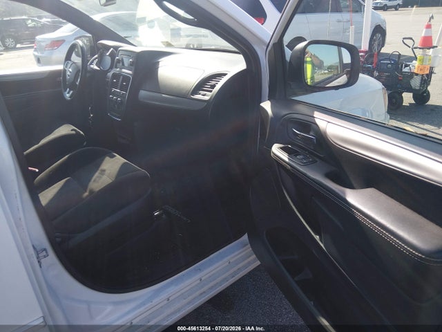Продаж на аукціоні авто 2015 Dodge Grand Caravan Se, vin: 2C4RDGBG1FR517806, номер лоту: 45613254