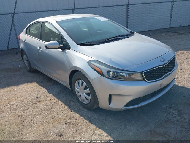 Auction sale of the 2018 Kia Forte Lx, vin: 3KPFL4A72JE248747, lot number: 45613258