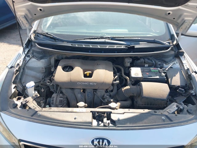 2018 Kia Forte Lx მანქანა იყიდება აუქციონზე, vin: 3KPFL4A72JE248747, აუქციონის ნომერი: 45613258