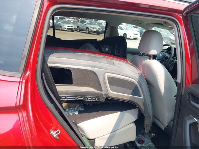 Продажа на аукционе авто 2018 Volkswagen Tiguan 2.0t S, vin: 3VV1B7AX6JM021275, номер лота: 45613282
