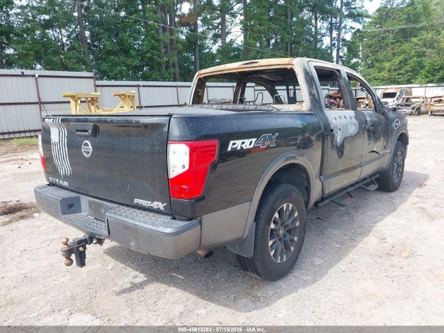 1N6AA1E59HN557383 Nissan Titan Pro-4x