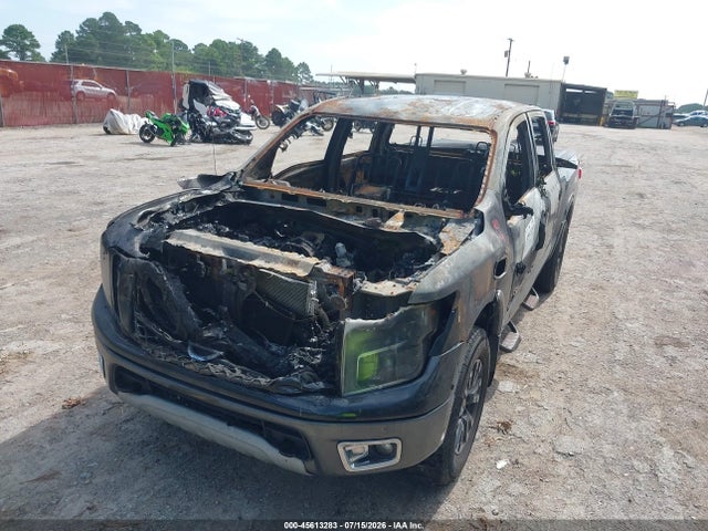 1N6AA1E59HN557383 Nissan Titan Pro-4x