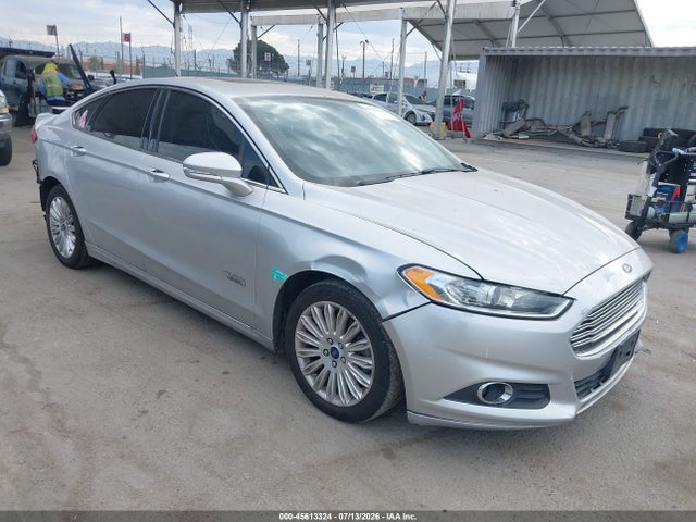 Ford Fusion Energi Se Luxury 2016 3FA6P0PU9GR305043 головне зображення