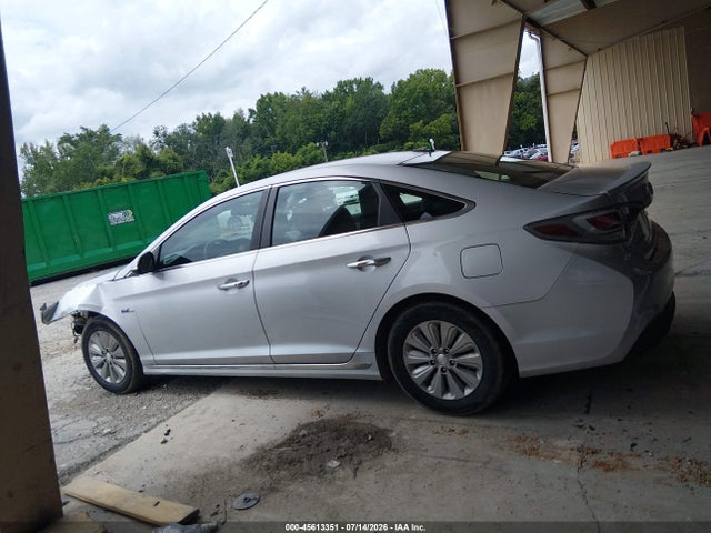 Продаж на аукціоні авто 2016 Hyundai Sonata Hybrid Se, vin: KMHE24L16GA038750, номер лоту: 45613351