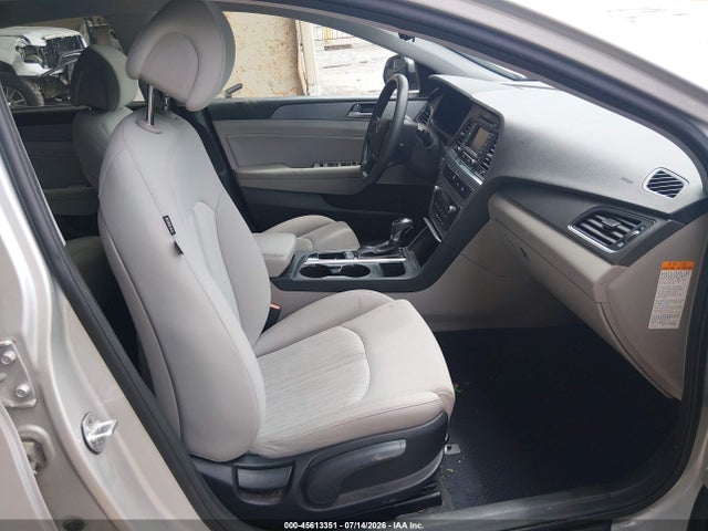 Продаж на аукціоні авто 2016 Hyundai Sonata Hybrid Se, vin: KMHE24L16GA038750, номер лоту: 45613351