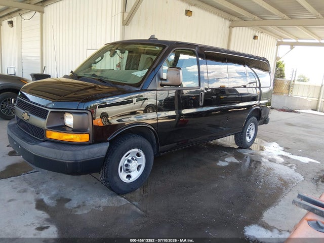 Chevrolet Express 2500 Ls 2016 1GNWGEFG9G1290449 Image 2