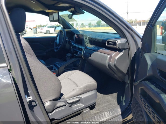 3TMKB5FN0TM057013 Toyota Tacoma Sr5