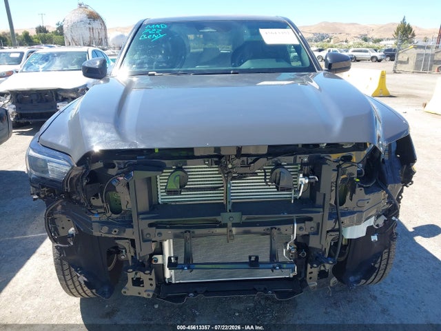 3TMKB5FN0TM057013 Toyota Tacoma Sr5