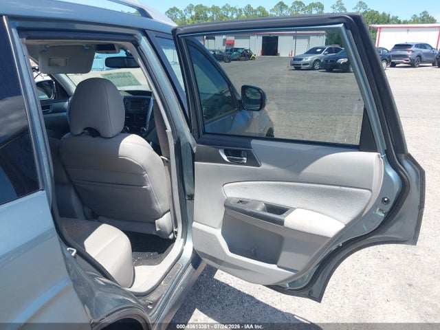 45613361 :رقم المزاد ، JF2SHAGC1BH725457 vin ، 2011 Subaru Forester 2.5x Touring مزاد بيع