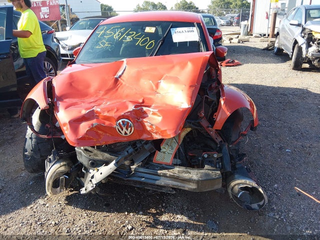 Продажа на аукционе авто 2018 Volkswagen Beetle 2.0t Coast/2.0t S, vin: 3VWFD7AT3JM706410, номер лота: 45613400