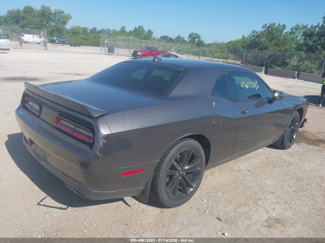 Продажа на аукционе авто 2018 Dodge Challenger Sxt Plus, vin: 2C3CDZAG2JH322237, номер лота: 45613503