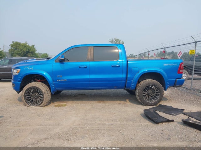 2022 Ram 1500 Laramie  4x4 5'7 Box მანქანა იყიდება აუქციონზე, vin: 1C6SRFJT1NN456679, აუქციონის ნომერი: 45613555