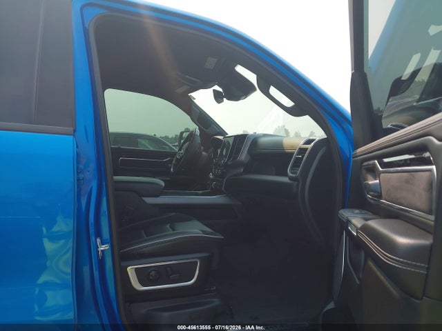 2022 Ram 1500 Laramie  4x4 5'7 Box მანქანა იყიდება აუქციონზე, vin: 1C6SRFJT1NN456679, აუქციონის ნომერი: 45613555
