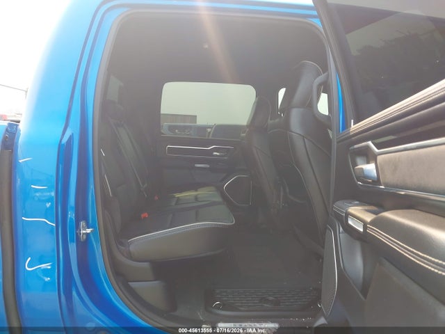 2022 Ram 1500 Laramie  4x4 5'7 Box მანქანა იყიდება აუქციონზე, vin: 1C6SRFJT1NN456679, აუქციონის ნომერი: 45613555