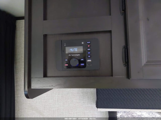 1UJBJ0AJ1N17A1253 Jayco Jayfl184bh