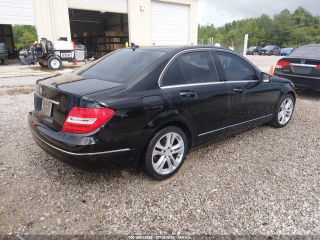 2014 Mercedes-benz C 250 Luxury მანქანა იყიდება აუქციონზე, vin: WDDGF4HBXER308196, აუქციონის ნომერი: 45613568