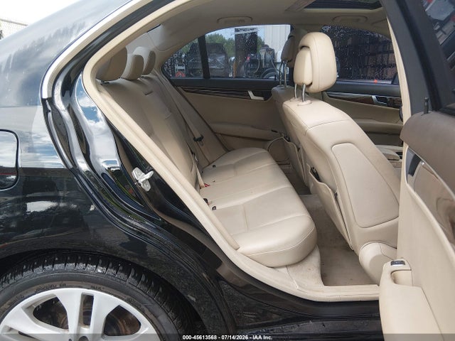 2014 Mercedes-benz C 250 Luxury მანქანა იყიდება აუქციონზე, vin: WDDGF4HBXER308196, აუქციონის ნომერი: 45613568