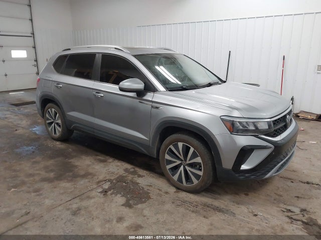Продаж на аукціоні авто 2022 Volkswagen Taos 1.5t Se, vin: 3VVLX7B23NM083915, номер лоту: 45613581
