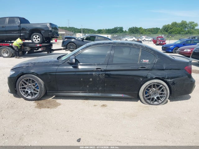 2015 Bmw 320i Xdrive მანქანა იყიდება აუქციონზე, vin: WBA3C3G51FNT52438, აუქციონის ნომერი: 45613622
